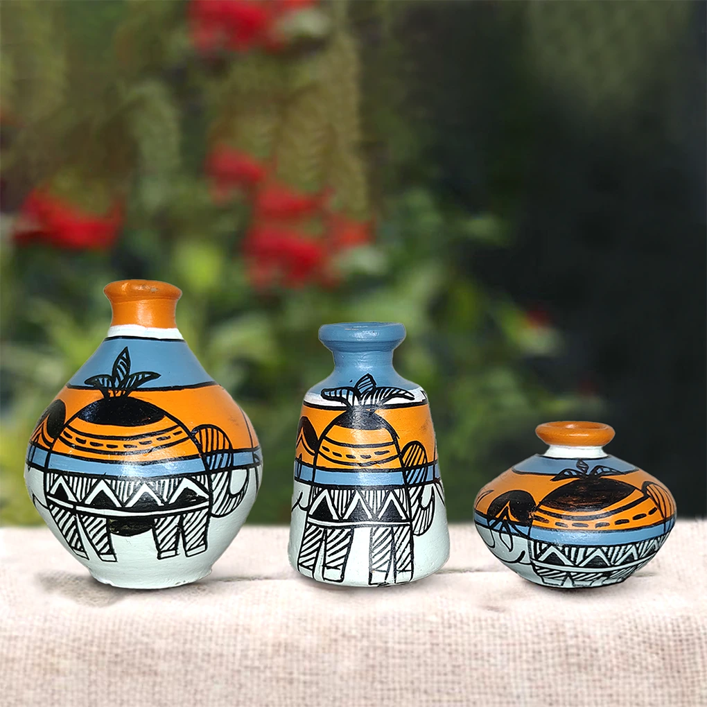 Decorative Terracotta Pots (Set of 3)