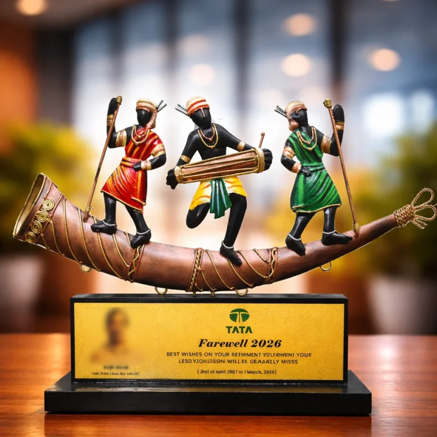 Handcrafted Bastar Tribal Musician Art Memento – Wrought Iron Antique Decor | Customisable Cultural Gift