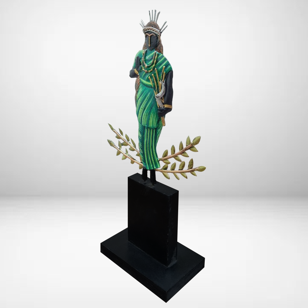 Handcrafted Tribal Lady Figurine Memento with Leaf Design Base - Image 4